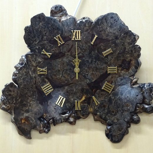 栃コブ杢の電波時計